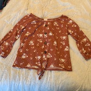 Size 14 top with 3/4 sleeves
